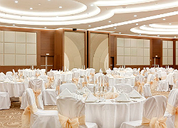 Зал Премьер в отеле Radisson Blu Resort & Congress Centre